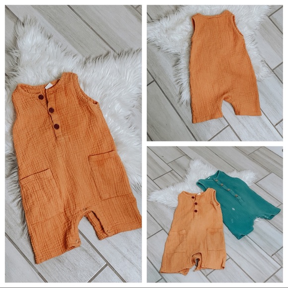 SOLD Two Toddler Romper Jumpsuit 12M & 18M Boy - Picture 3 of 5